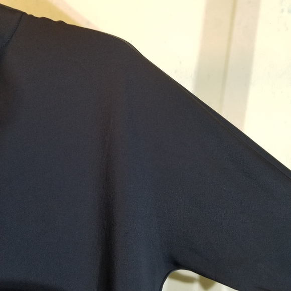 Tunic - Picture 3 of 8